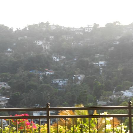 Luxury Apartment The Walkers Nest Kandy Esterno foto