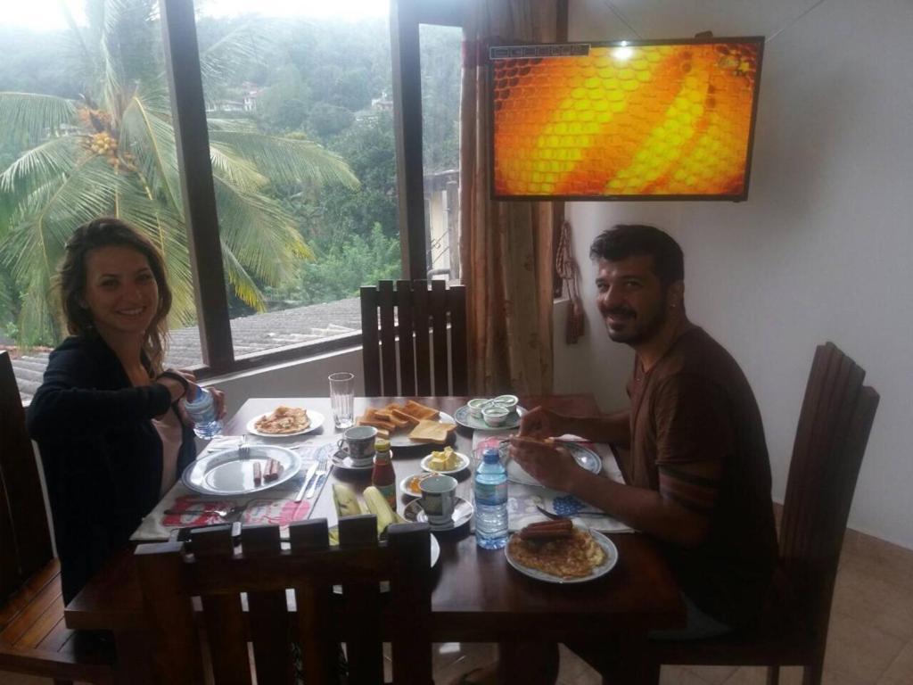 Luxury Apartment The Walkers Nest Kandy Esterno foto