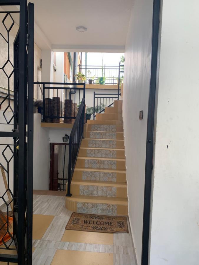Luxury Apartment The Walkers Nest Kandy Esterno foto