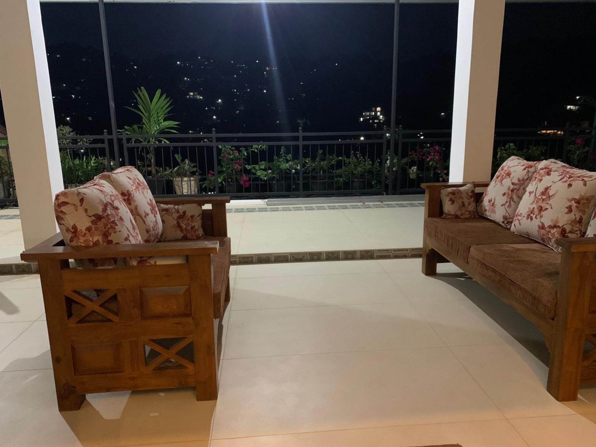 Luxury Apartment The Walkers Nest Kandy Esterno foto