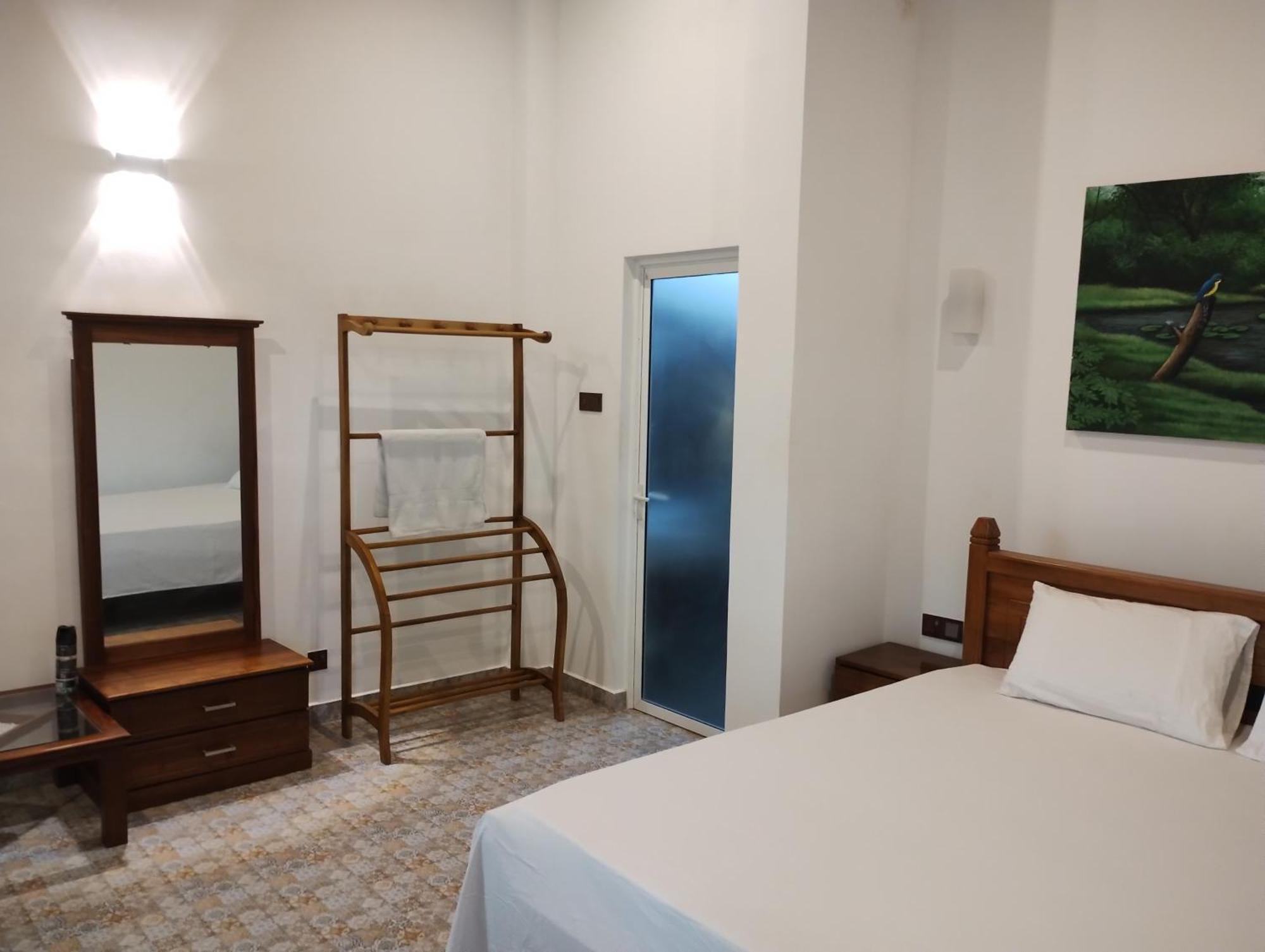 Luxury Apartment The Walkers Nest Kandy Esterno foto