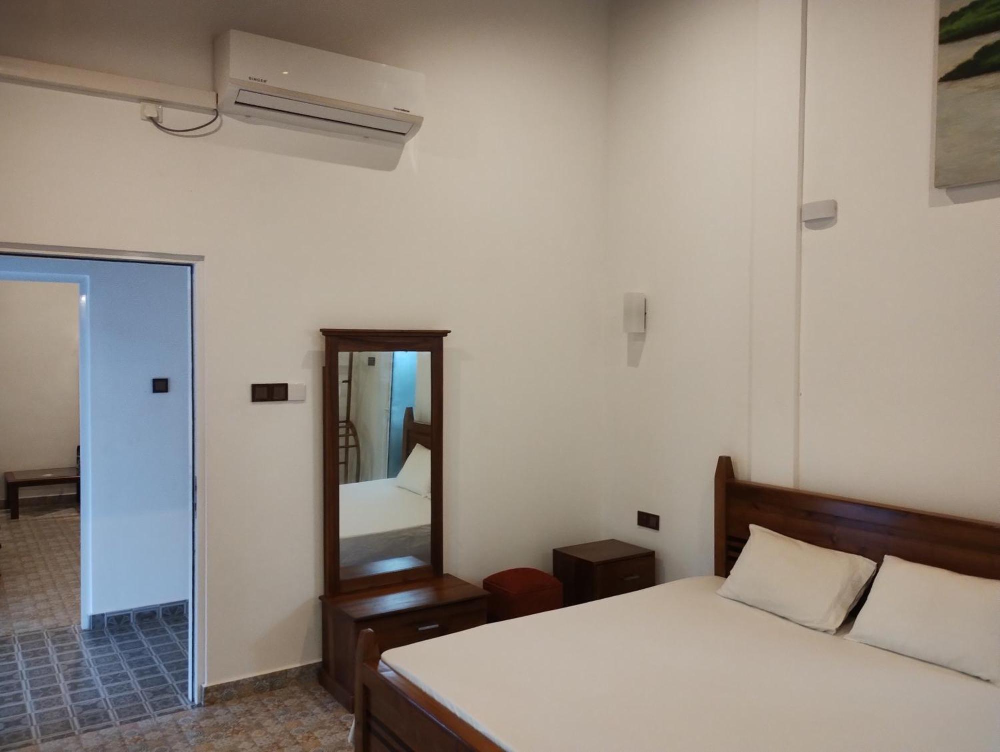 Luxury Apartment The Walkers Nest Kandy Esterno foto