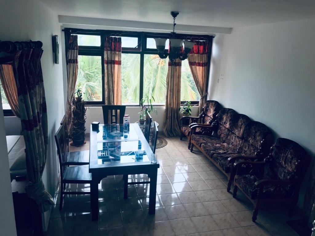 Luxury Apartment The Walkers Nest Kandy Esterno foto